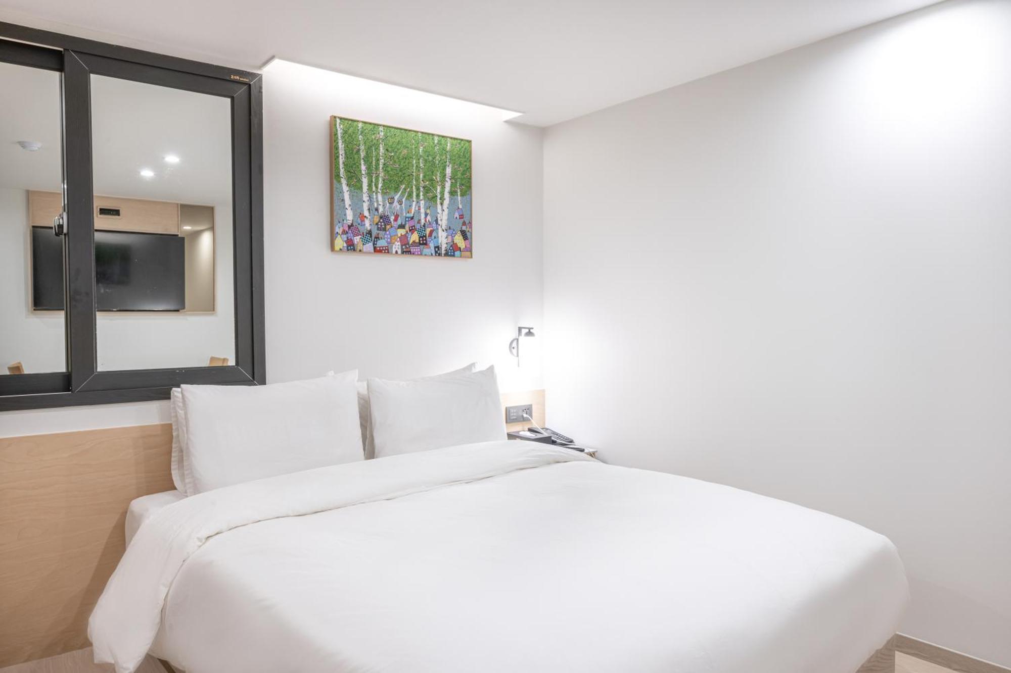 โรงแรม Bellus 2*