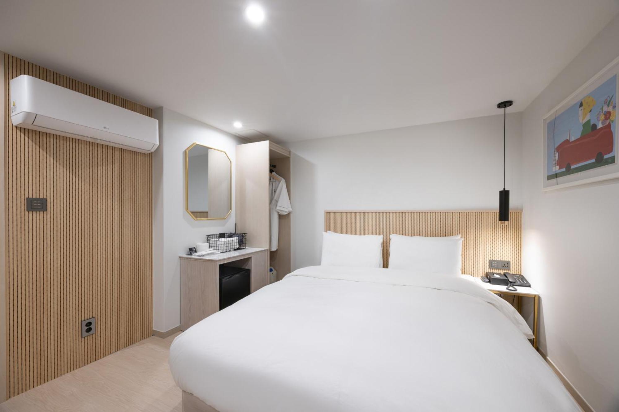 โรงแรม Bellus