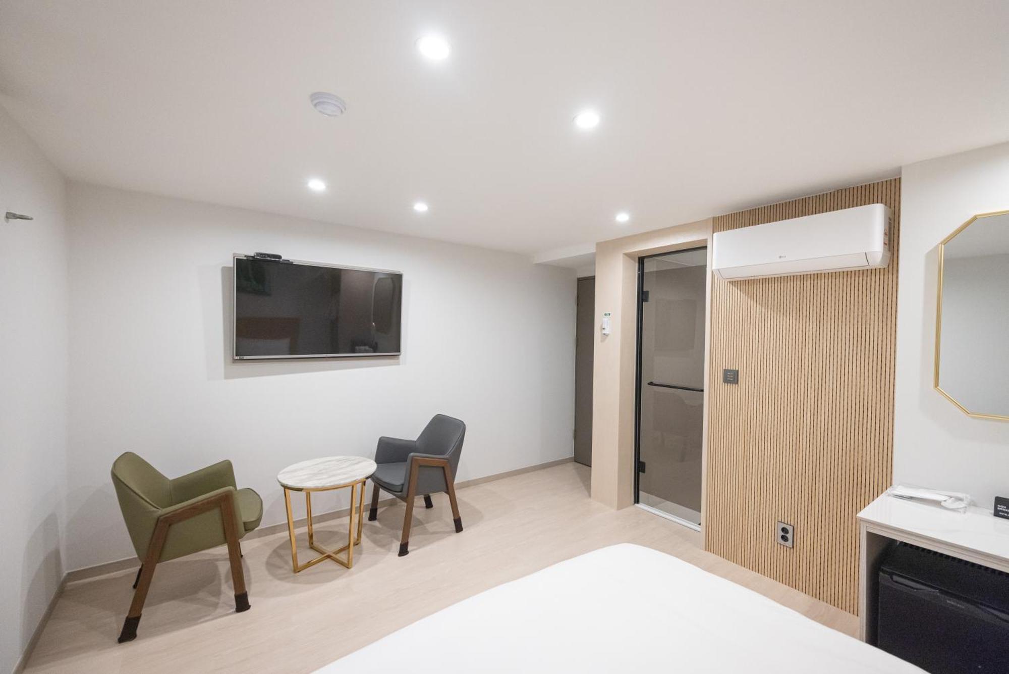 Bellus โรงแรม