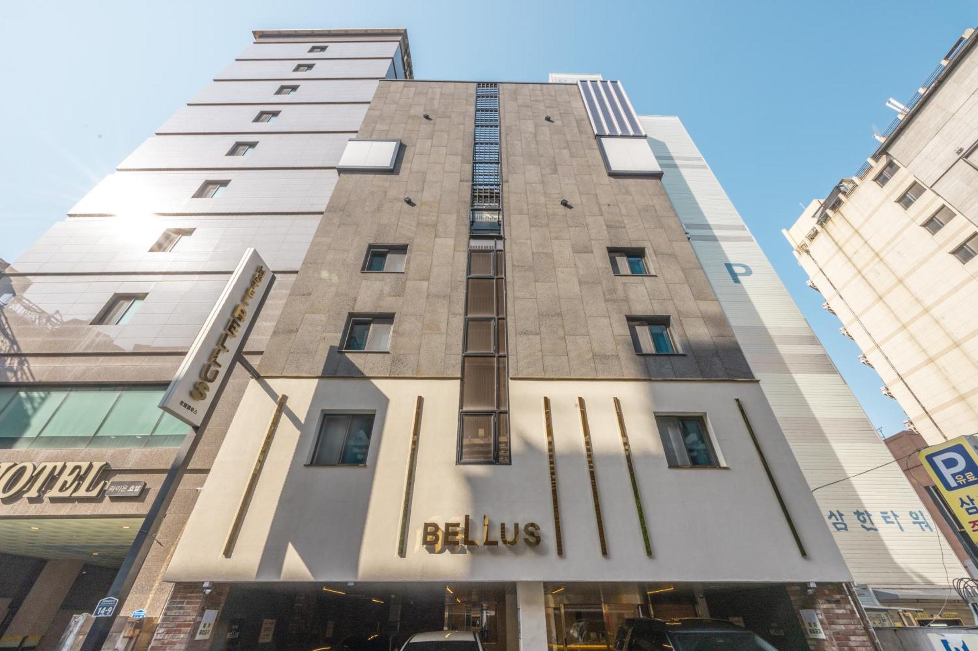 Bellus โรงแรม 2*